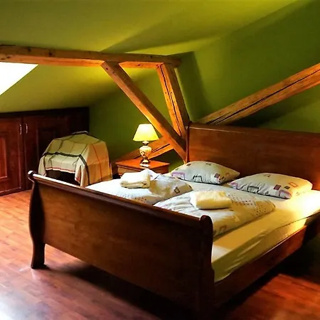 Apartment Luxury Oldtown Loft 320m2 On Hlavna Street